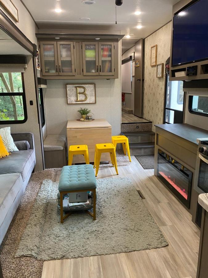 Cozy Rv Experience W/Pool+Spa Near Lake Conroe Willis Eksteriør bilde