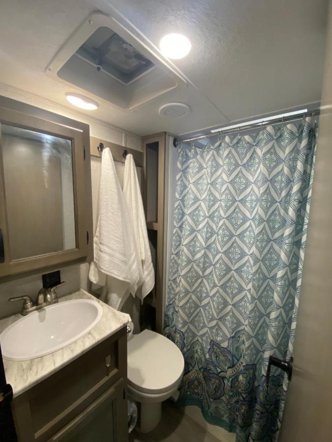 Cozy Rv Experience W/Pool+Spa Near Lake Conroe Willis Eksteriør bilde