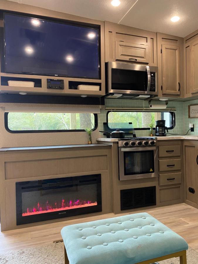 Cozy Rv Experience W/Pool+Spa Near Lake Conroe Willis Eksteriør bilde